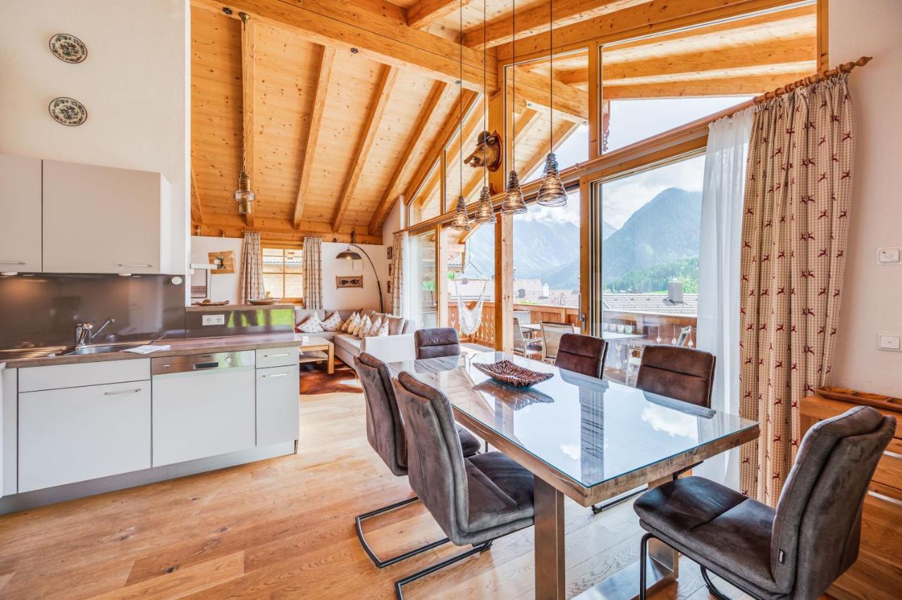 Chaletdorf Am Sonnenhang Neukirchen am Großvenediger Dış mekan fotoğraf